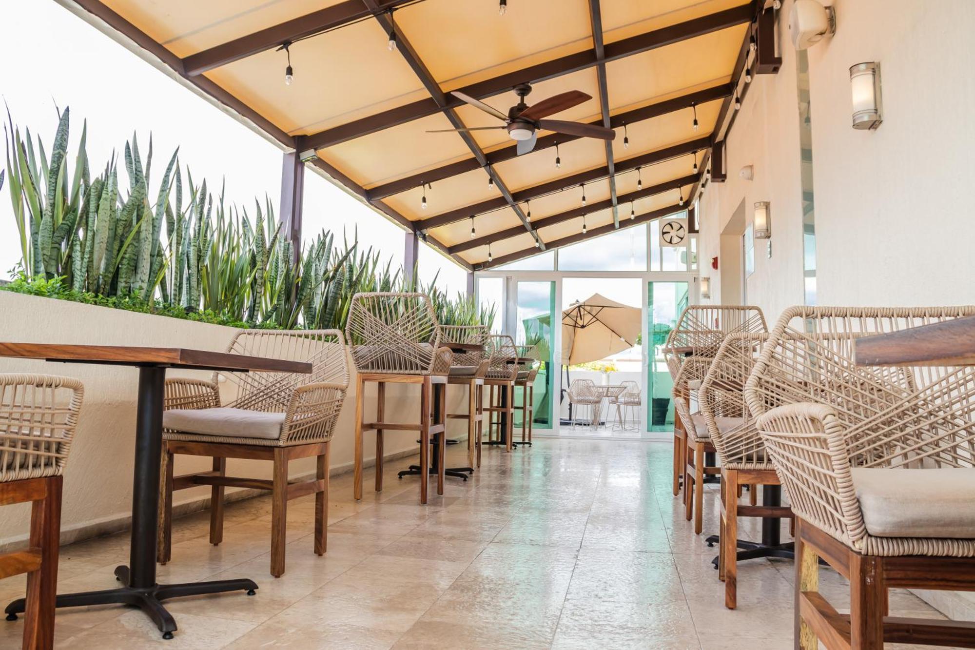 Hotel Zenith Tehuacán Eksteriør bilde